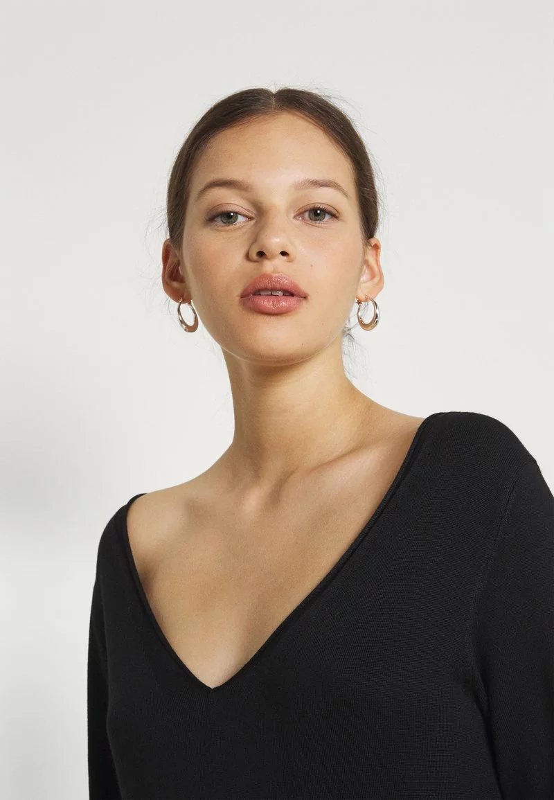 Even&Odd Damen KNIT MAXI V NECK DRESS WITH SLIT - Strickkleid - Black 7 Even&Odd Damen KNIT MAXI V NECK DRESS WITH SLIT - Strickkleid - Black – Bild 5