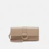 Even&Odd Damen Clutch - Taupe -Even Und Odd Verkäufe 0ecc9d0cc91f4931a9fdc0788bff758c