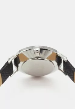 Even&Odd Damen Uhr - Black -Even Und Odd Verkäufe 11a377b4c9c845d3843021559ddcedb3