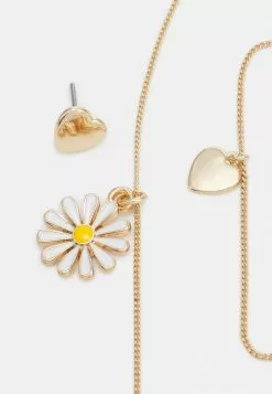 Even&Odd Damen SET - Ohrringe - Gold-coloured 7 Even&Odd Damen SET - Ohrringe - Gold-coloured -Even Und Odd Verkäufe 19b42df5a08b4f8c9e6e724735b1c038