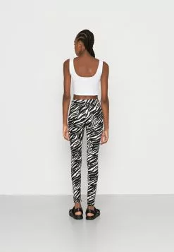 Even&Odd Damen Leggings - Hosen - Black/white 9 Even&Odd Damen Leggings - Hosen - Black/white -Even Und Odd Verkäufe 1b45672c3d054a3ca51ba6b0b27f73bd