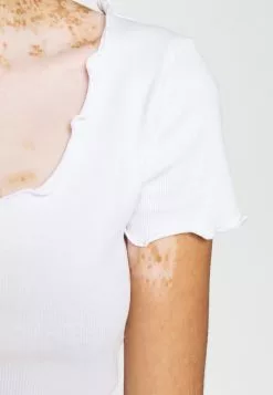 Even&Odd Damen T-Shirt Basic - White 13 Even&Odd Damen T-Shirt Basic - White -Even Und Odd Verkäufe 2166f2cad21546388bad7f853defb5fe