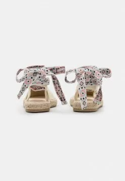 Even&Odd Riemensandalette - Offwhite | Damen -Even Und Odd Verkäufe 21db8bc1ceed476aba70aeb21e22621a