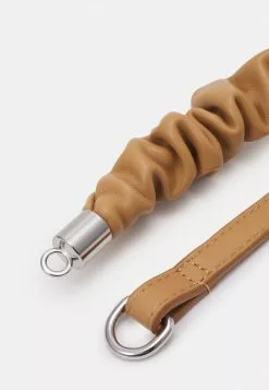 Even&Odd Damen Handtasche - Camel 10 Even&Odd Damen Handtasche - Camel -Even Und Odd Verkäufe 2b7d0543808a4f3997679e20116e19ca