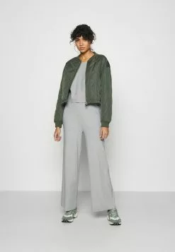 Even&Odd Damen SET BAT SHAPE LOUNGE - Strickpullover - Mottled Light Grey -Even Und Odd Verkäufe 32cf1fb2121145b6a1beefea59d09e98