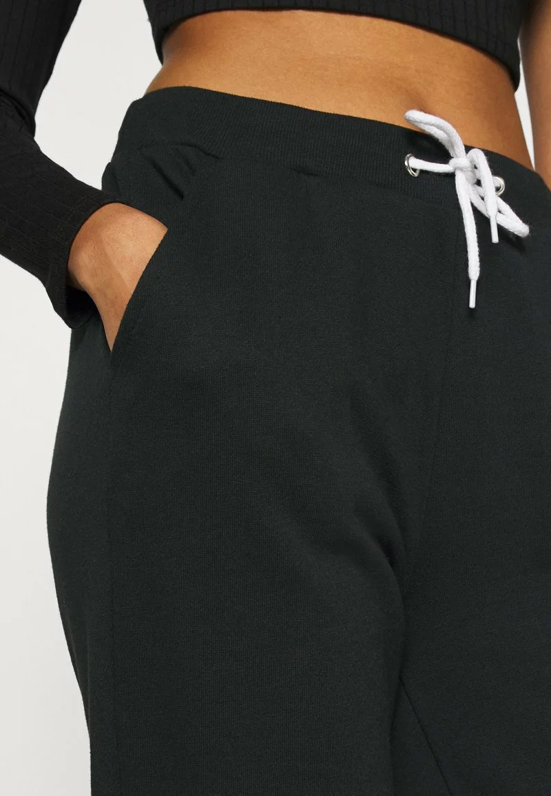 Even&Odd Damen Regular Fit Jogger With Contrast - Jogginghose - Black 8 Even&Odd Damen Regular Fit Jogger With Contrast - Jogginghose - Black – Bild 6