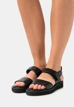 Even&Odd Riemensandalette - Black | Damen