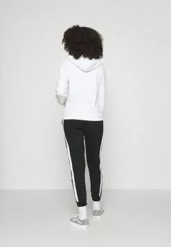 Even&Odd Damen BASIC HOODIE JACKET WITH POCKETS - Kapuzenpullover - White 14 Even&Odd Damen BASIC HOODIE JACKET WITH POCKETS - Kapuzenpullover - White -Even Und Odd Verkäufe 433d68654bb24c91ba18ec0114e45e45