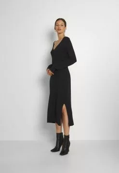 Even&Odd Damen KNIT MAXI V NECK DRESS WITH SLIT - Strickkleid - Black 8 Even&Odd Damen KNIT MAXI V NECK DRESS WITH SLIT - Strickkleid - Black -Even Und Odd Verkäufe 4a82719765004c1cbeff7b116cdbac1a