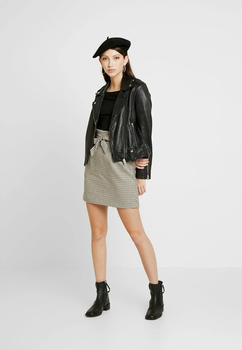 Even&Odd BASIC - Langarmshirt - Black | Damen 4 Even&Odd BASIC - Langarmshirt - Black | Damen – Bild 2