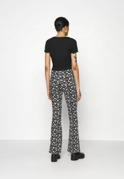 Even&Odd Damen T-Shirt Basic - Black 10 Even&Odd Damen T-Shirt Basic - Black -Even Und Odd Verkäufe 4dfe48b7bbe7434095add2a03b473c21