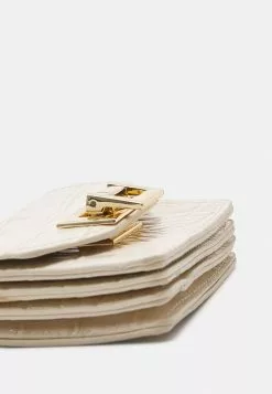 Even&Odd Geldbörse - Off-white | Damen -Even Und Odd Verkäufe 4fb7fa574fa84ebe99338562ce4543b3