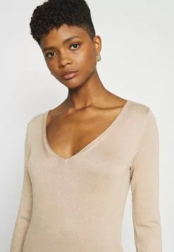 Even&Odd Damen KNIT MAXI V NECK DRESS WITH SLIT - Strickkleid - Camel 11 Even&Odd Damen KNIT MAXI V NECK DRESS WITH SLIT - Strickkleid - Camel -Even Und Odd Verkäufe 5c9ace71db004e5d9857c688d9545519