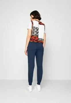 Even&Odd Damen Jogginghose - Dark Blue 9 Even&Odd Damen Jogginghose - Dark Blue -Even Und Odd Verkäufe 62f0d7f50ed8414d9d065f45072fccd3