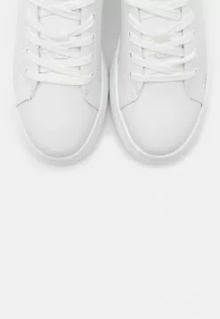 Even&Odd Damen Sneaker Low - White -Even Und Odd Verkäufe 70f6fe5da8594610a2a5b89ee67402e5