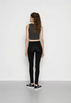 Even&Odd Damen 2 PACK - Leggings Animal Print - Pants - Leggings - Hosen - Black/brown 10 Even&Odd Damen 2 PACK - Leggings Animal Print - Pants - Leggings - Hosen - Black/brown -Even Und Odd Verkäufe 719261c6821542f9b27b158342a67b1b