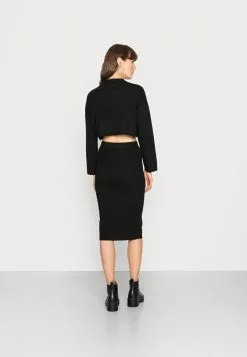 Even&Odd Damen SET SKIRT AND CROPPED JUMPER - Strickpullover - Black 9 Even&Odd Damen SET SKIRT AND CROPPED JUMPER - Strickpullover - Black -Even Und Odd Verkäufe 7918555280484cfc995c1cfecbe8a8cc