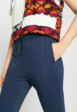 Even&Odd Damen Jogginghose - Dark Blue 11 Even&Odd Damen Jogginghose - Dark Blue -Even Und Odd Verkäufe 80b52546a6c942b28c61af09090d11cd