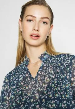 Even&Odd Damen PRINTED BLOUSE - Bluse - Blue -Even Und Odd Verkäufe 833038b80a4c41a483add33ffb68d1cf