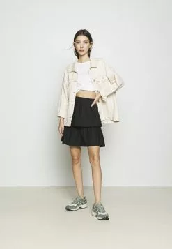 Even&Odd Damen T-Shirt Basic - White 9 Even&Odd Damen T-Shirt Basic - White -Even Und Odd Verkäufe 8a40a3381a1848798f29442fa7da6774