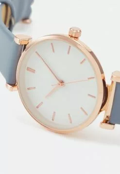 Even&Odd Damen Uhr - Light Blue -Even Und Odd Verkäufe 8c16370b907341f78bbe8529207256fe