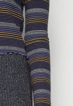 Even&Odd Damen CROPPED CREWNECK LONG SLEEVE - Langarmshirt - Blue 11 Even&Odd Damen CROPPED CREWNECK LONG SLEEVE - Langarmshirt - Blue -Even Und Odd Verkäufe 9baabea4e7f24260bee068b7bdbdb293