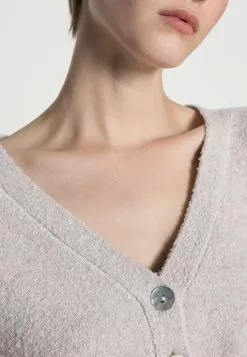 Even&Odd Damen CROPPED STRUCTURED CARDIGAN - Strickjacke - Beige 11 Even&Odd Damen CROPPED STRUCTURED CARDIGAN - Strickjacke - Beige -Even Und Odd Verkäufe a6759b7136ce4e4fa5f4475da7cb59f6