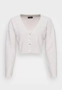 Even&Odd Damen CROPPED STRUCTURED CARDIGAN - Strickjacke - Beige 10 Even&Odd Damen CROPPED STRUCTURED CARDIGAN - Strickjacke - Beige -Even Und Odd Verkäufe b68afcd0533a4bfd9ce6d65c6d776609