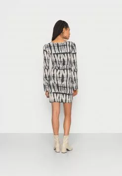 Even&Odd Damen FLARED SLEEVES DRESS 2 Pack - Freizeitkleid - Black/light Grey 10 Even&Odd Damen FLARED SLEEVES DRESS 2 Pack - Freizeitkleid - Black/light Grey -Even Und Odd Verkäufe ca1189e834304902b850639e93ea5d96