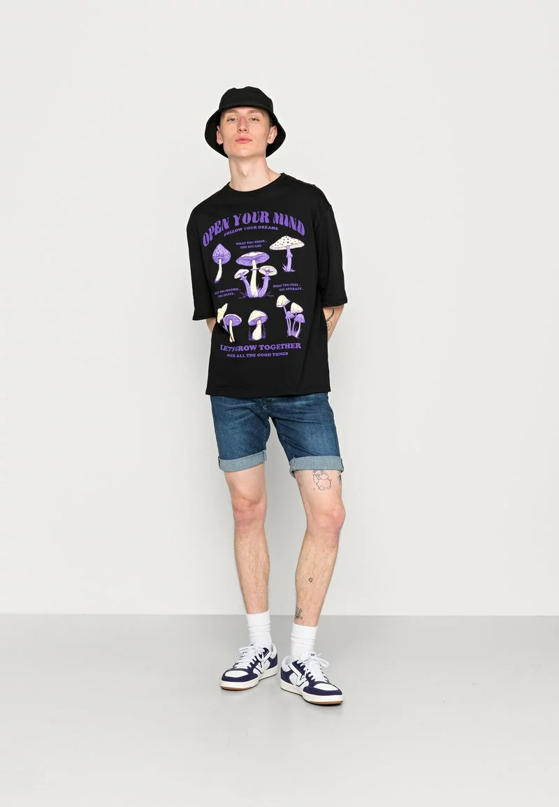 Even&Odd OPEN YOU MIND MUSHROOMS TEE UNISEX - T-Shirt Print - Black 4 Even&Odd OPEN YOU MIND MUSHROOMS TEE UNISEX - T-Shirt Print - Black – Bild 2