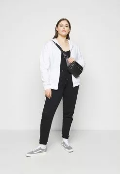 Even&Odd Damen BASIC HOODIE JACKET WITH POCKETS - Kapuzenpullover - White 11 Even&Odd Damen BASIC HOODIE JACKET WITH POCKETS - Kapuzenpullover - White -Even Und Odd Verkäufe cf9847560d83455cac8c8c419af481da