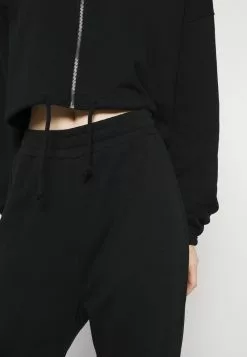 Even&Odd Damen SET - OVERSIZED SWEAT JACKET & JOGGER - Sweatjacke - Black -Even Und Odd Verkäufe d024cb1575ca4519b834a1e2732878c2
