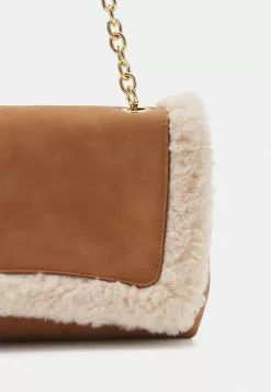 Even&Odd Damen Umhängetasche - Cognac 9 Even&Odd Damen Umhängetasche - Cognac -Even Und Odd Verkäufe d38145e25a4448698b4d02348a96089c