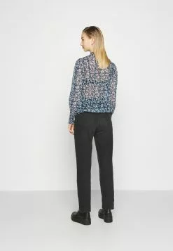 Even&Odd Damen PRINTED BLOUSE - Bluse - Blue -Even Und Odd Verkäufe e8cca1ab034f4330842dc0400817c158