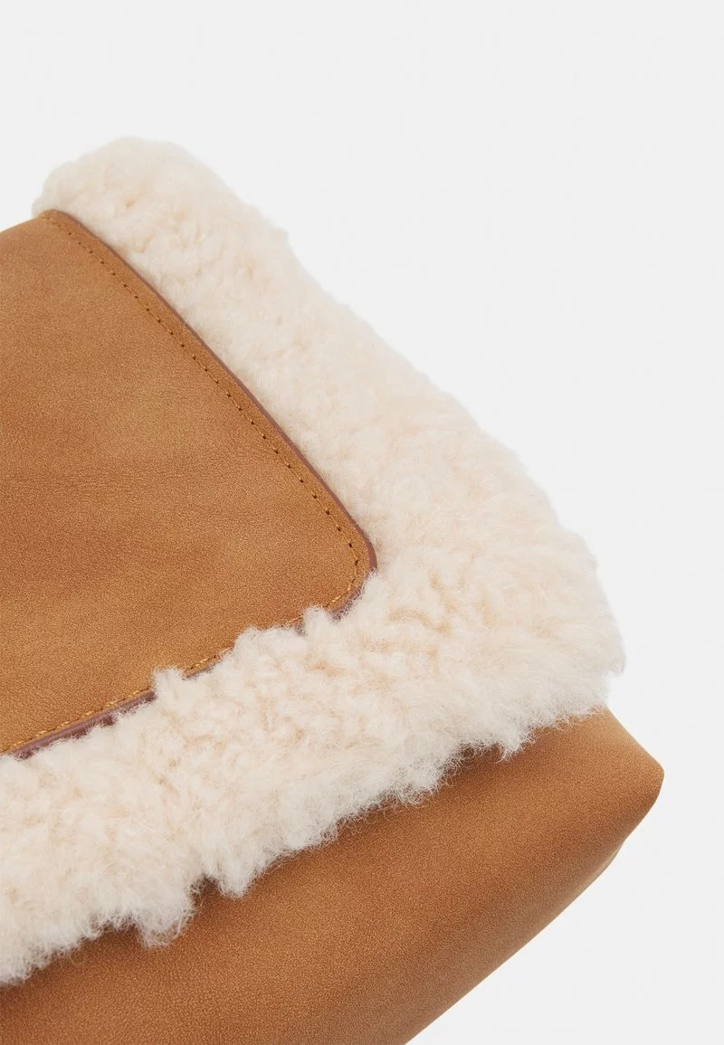 Even&Odd Damen Umhängetasche - Cognac 7 Even&Odd Damen Umhängetasche - Cognac – Bild 5