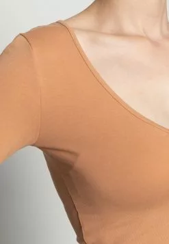 Even&Odd Damen 2 PACK - Langarmshirt - Camel/black -Even Und Odd Verkäufe f5d19fea3e604f95ba385a03d513b3aa